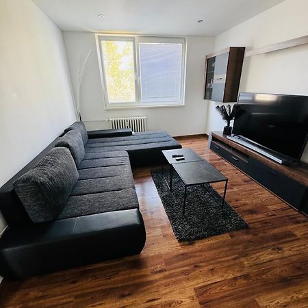 Peti Apartman Centrum Galanta Zewnętrze zdjęcie