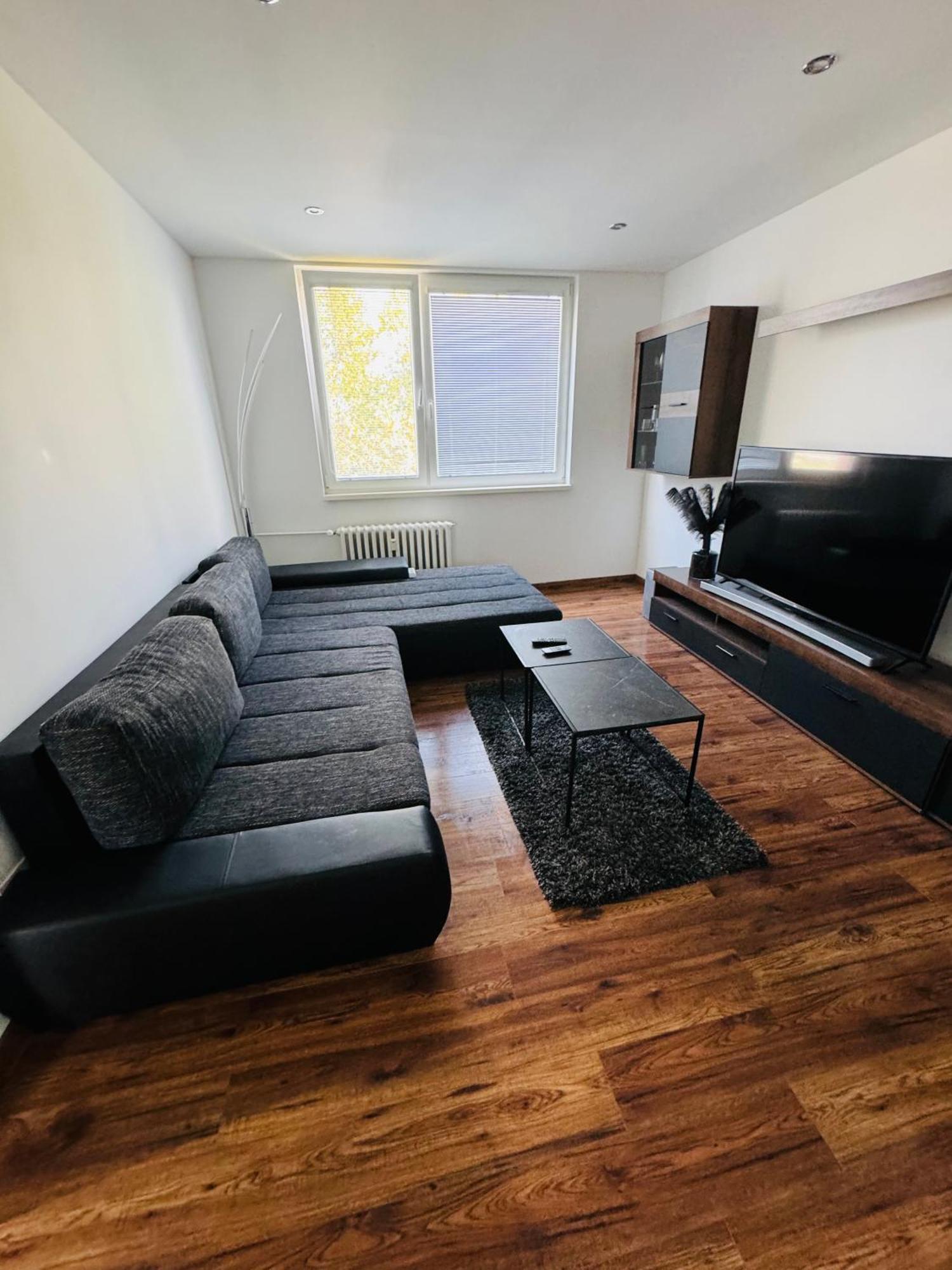 Peti Apartman Centrum Galanta Zewnętrze zdjęcie