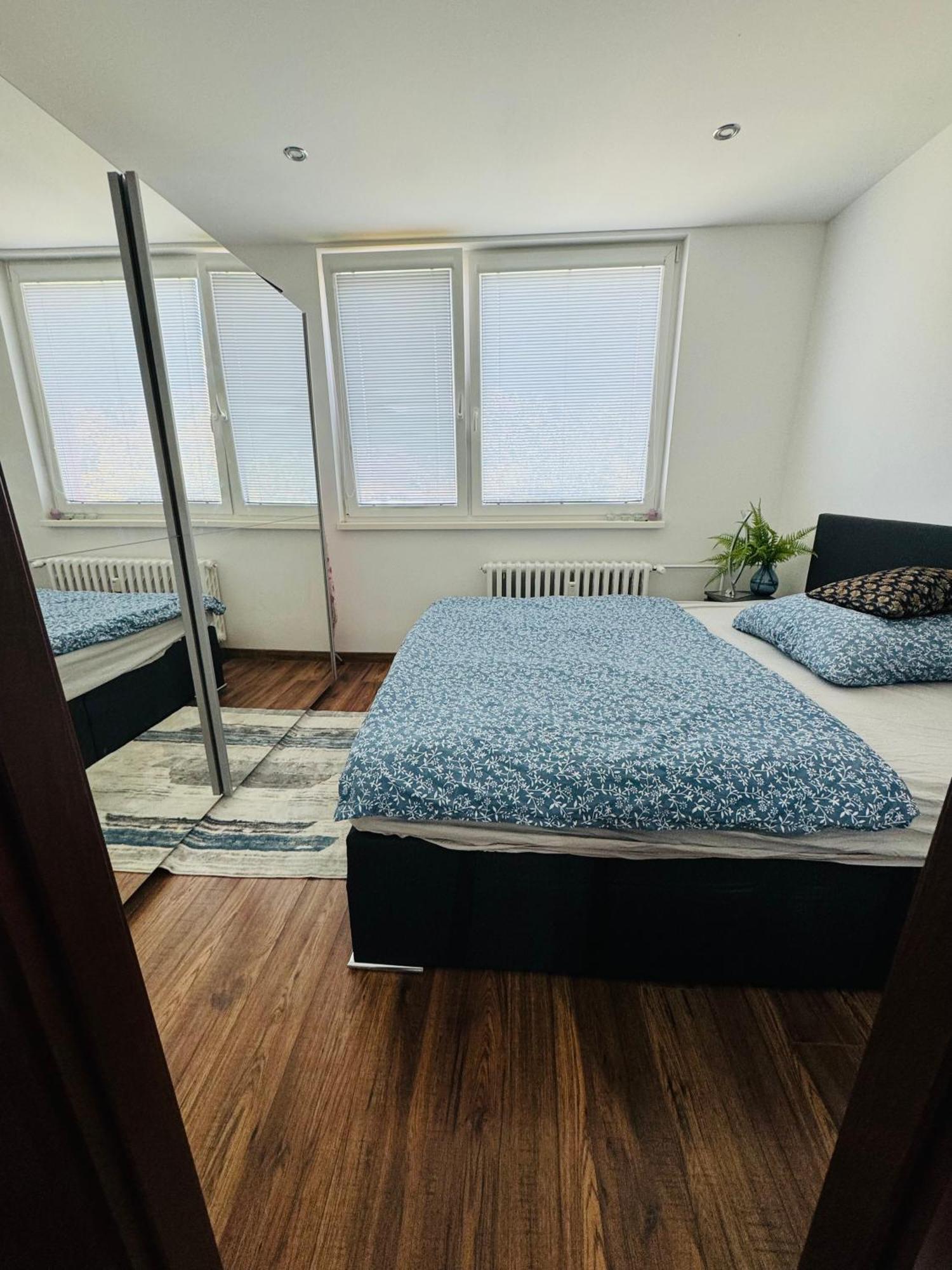 Peti Apartman Centrum Galanta Zewnętrze zdjęcie