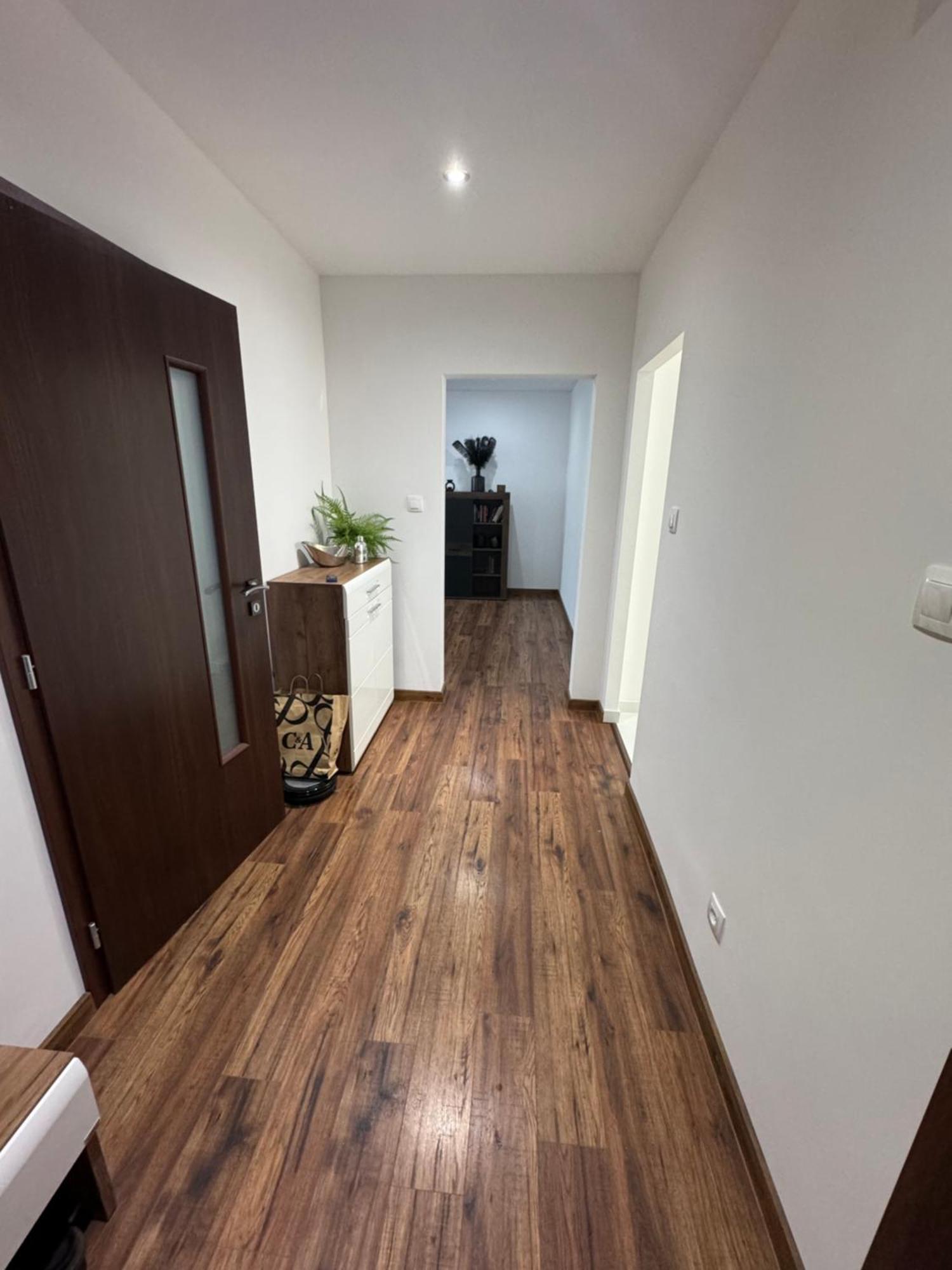 Peti Apartman Centrum Galanta Zewnętrze zdjęcie