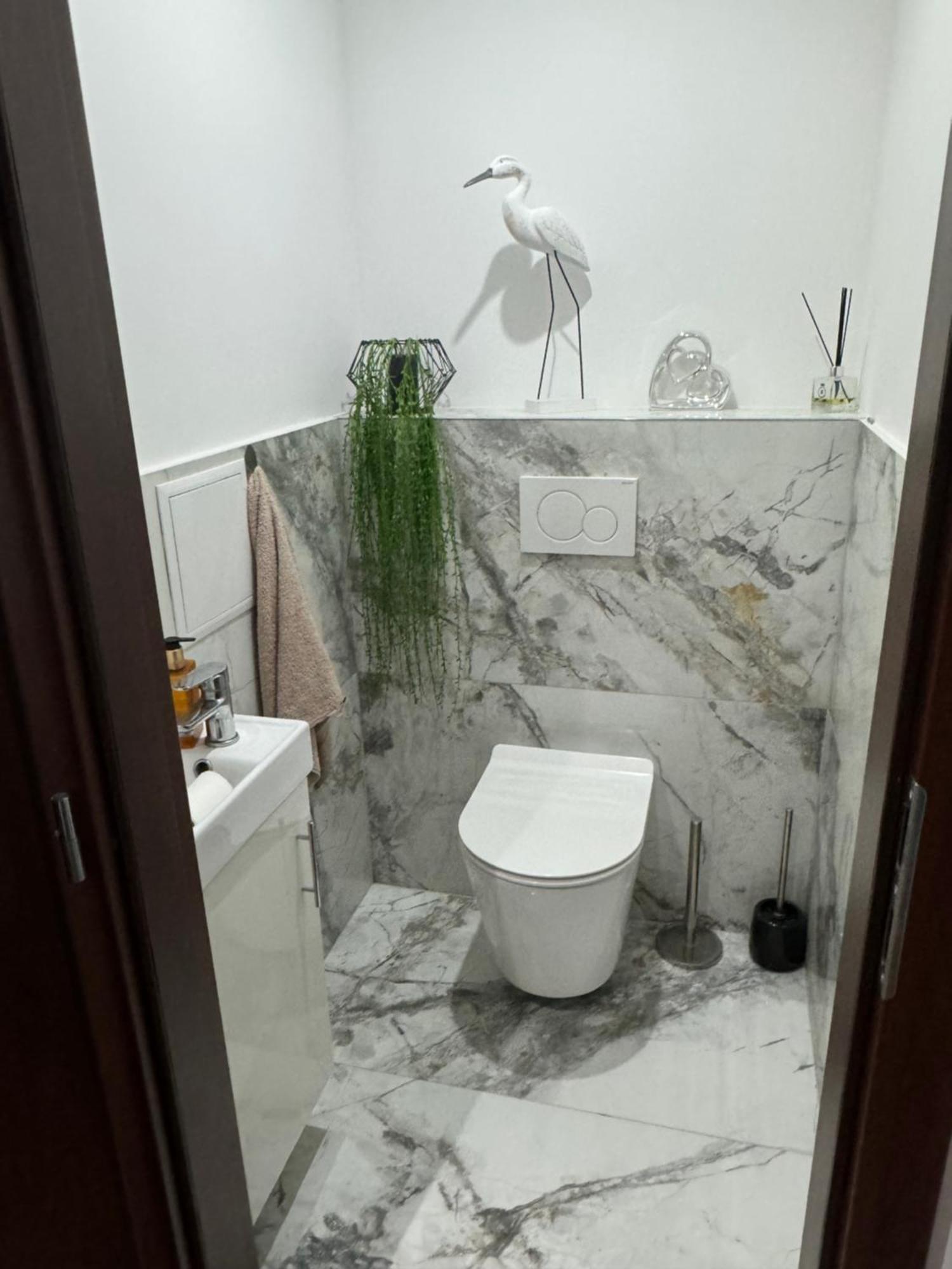 Peti Apartman Centrum Galanta Zewnętrze zdjęcie